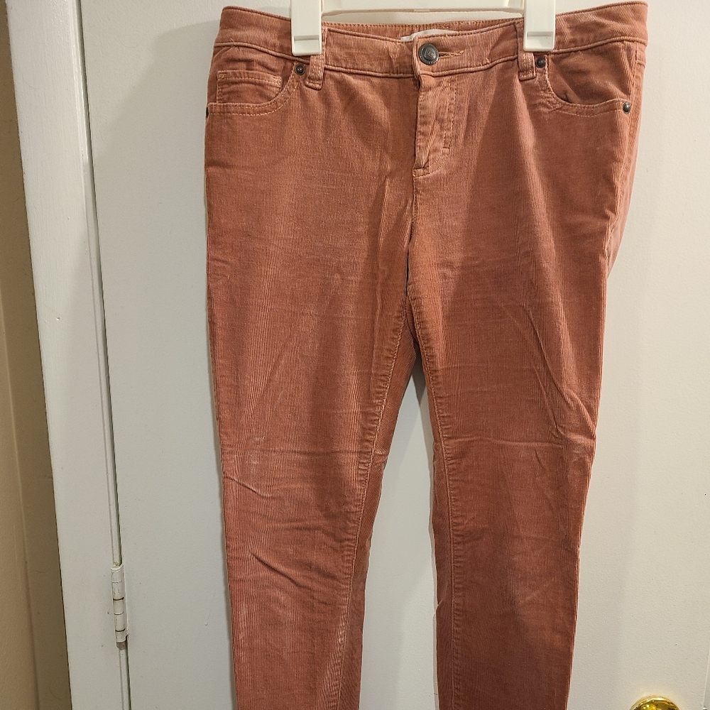 Womens 10 curdoroy